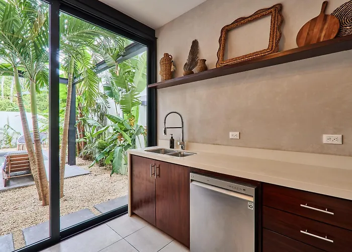 Casa Aventura Secluded Oasis 24h Security Near Sandy Beaches Pousada *