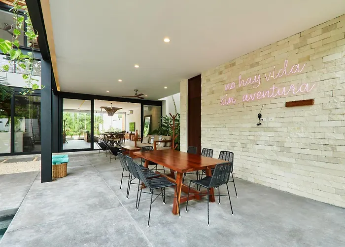 Casa Aventura Secluded Oasis 24h Security Near Sandy Beaches